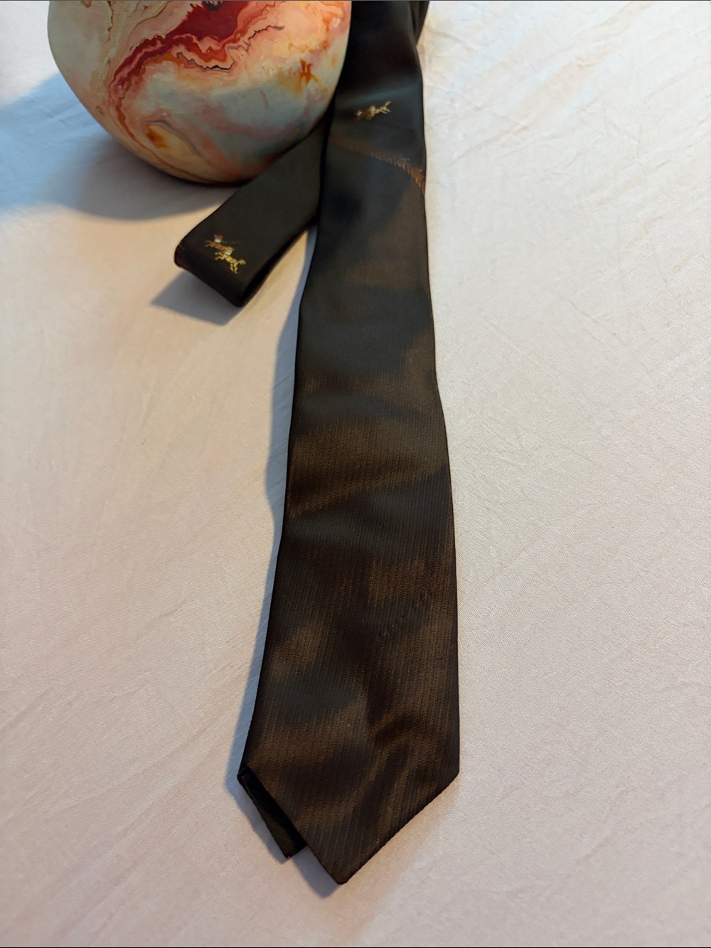 Vintage brown luxura dectolene arrow tie